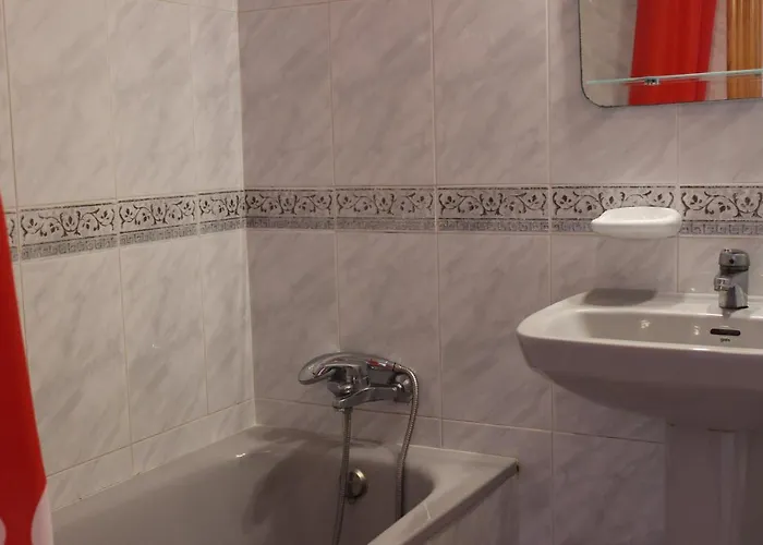 Turisticos Hawaii 6 * 라망가델마르메노